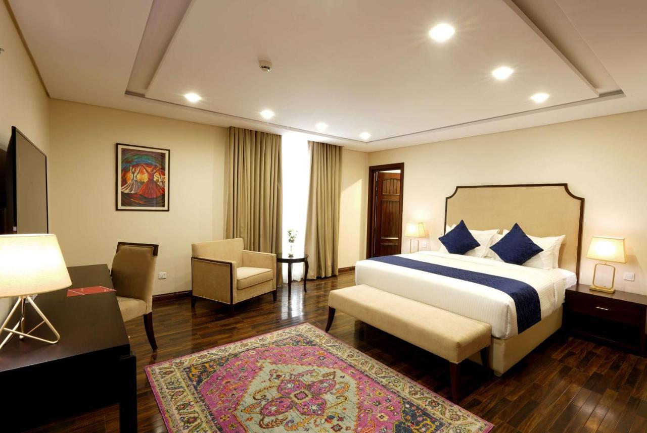 Ramada By Wyndham Lahore Gulberg II Hotel Eksteriør billede