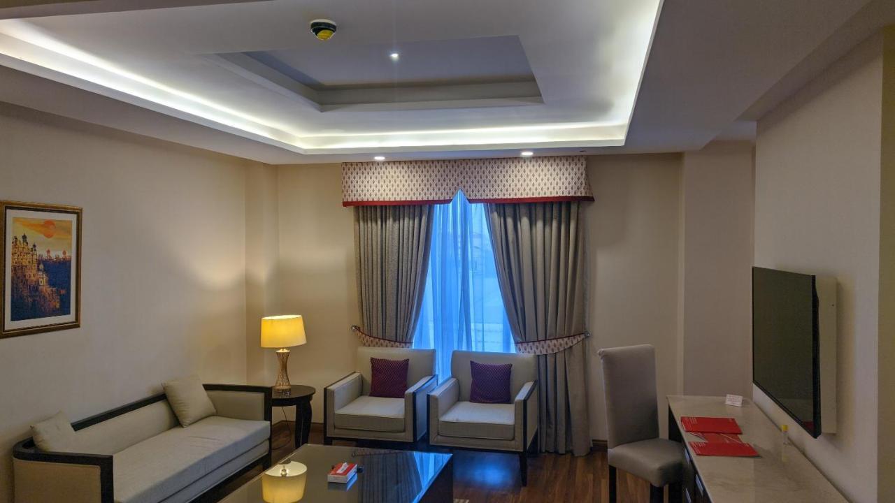 Ramada By Wyndham Lahore Gulberg II Hotel Eksteriør billede